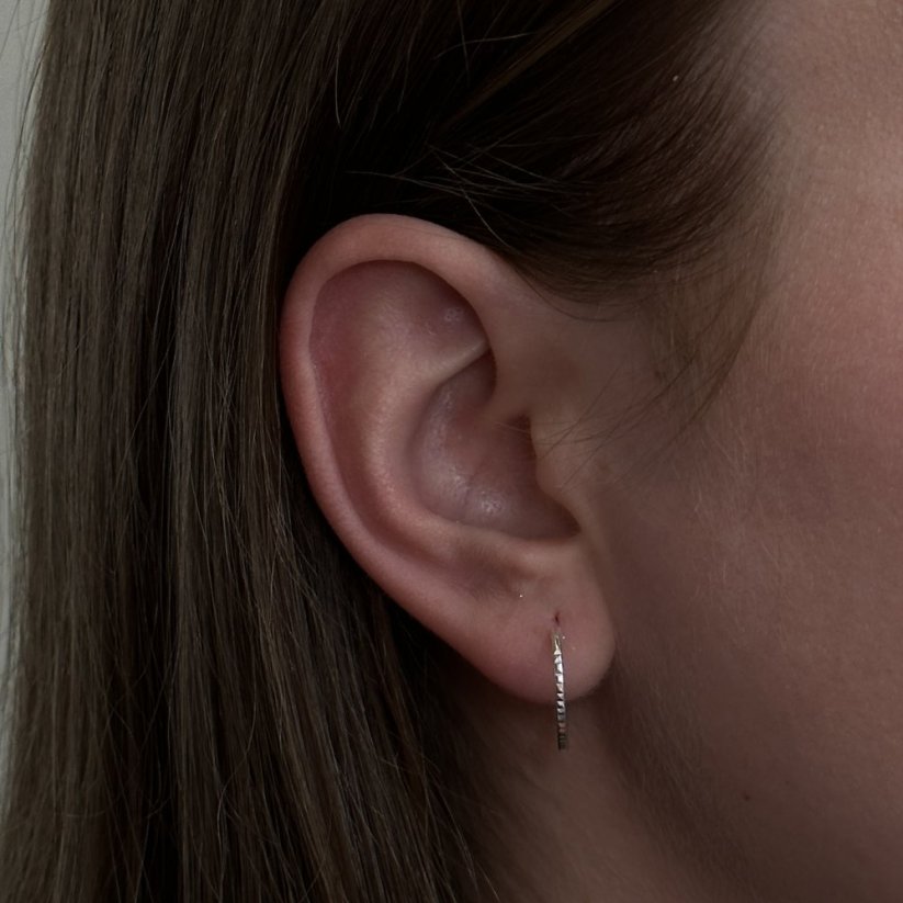 Stříbrné náušnice KRUHY DIAMOND - Průměr: 8 mm